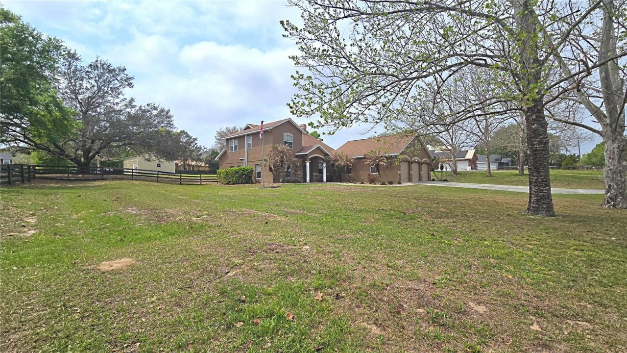 4307 Britt Road , Mount Dora, FL 32757 Photo