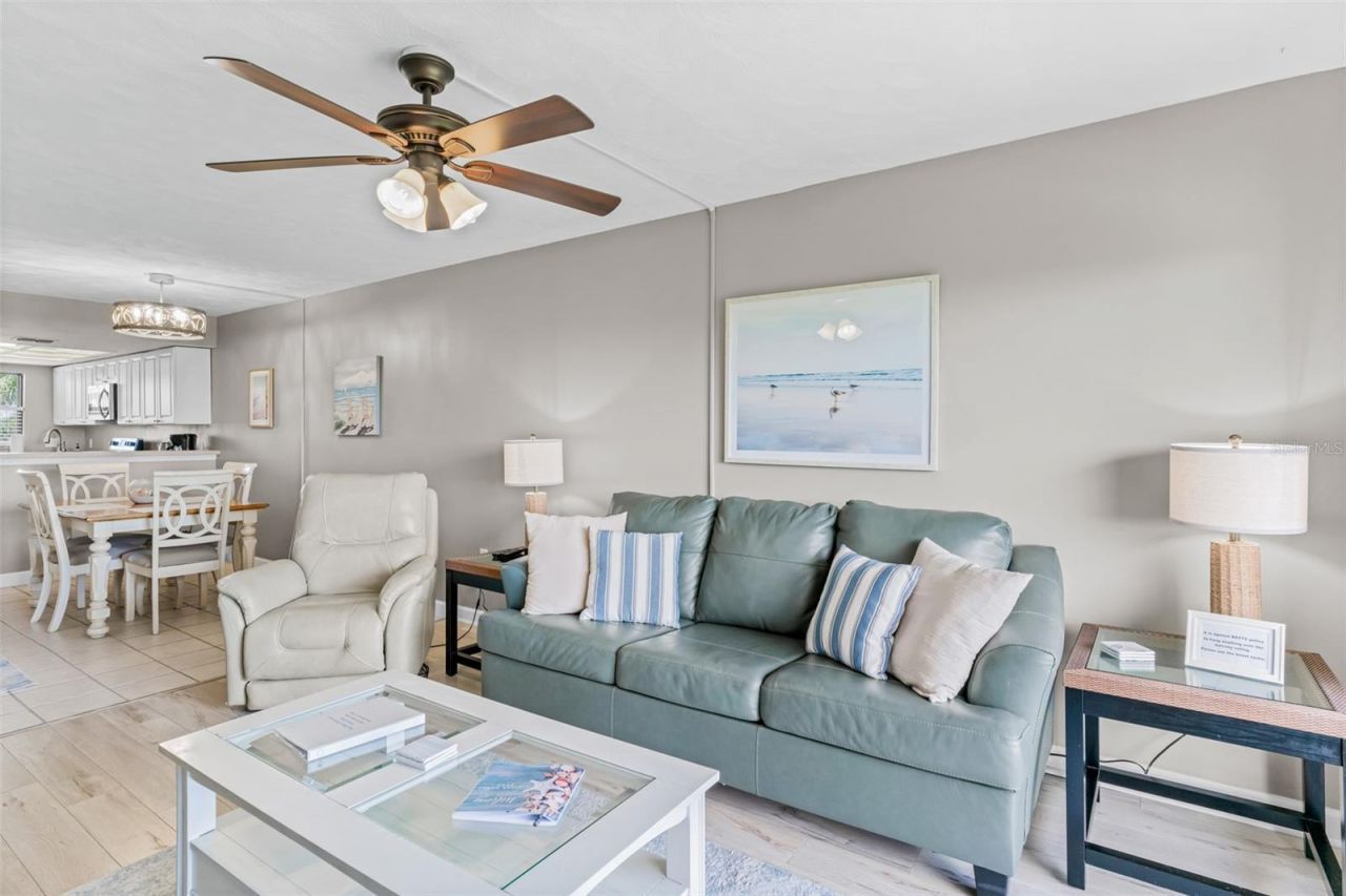 19451 Gulf Boulevard, Unit 203, Indian Shores, FL 33785 Photo