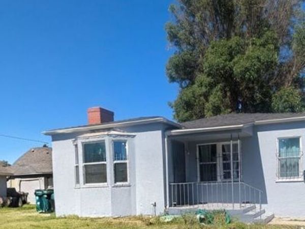 427 E Hardy Street, Inglewood, CA 90301