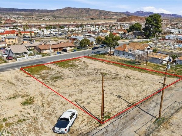 212 E Fredricks Street, Barstow, CA 92311