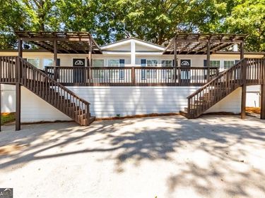 6140 Jones Road, Flowery Branch, GA 30542