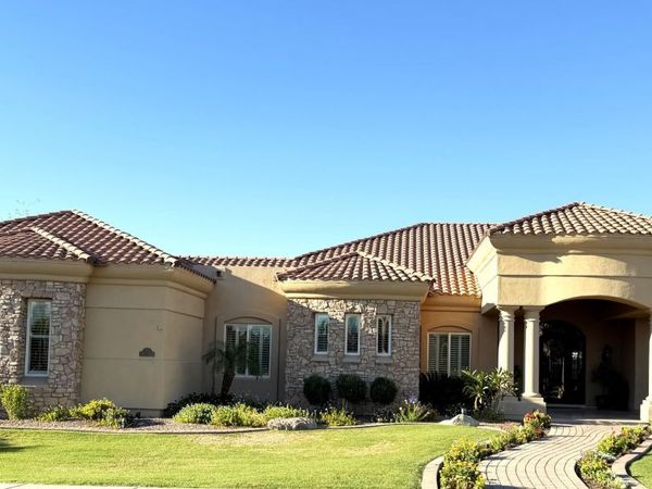 2758 E LOCUST Drive, Chandler, AZ 85286