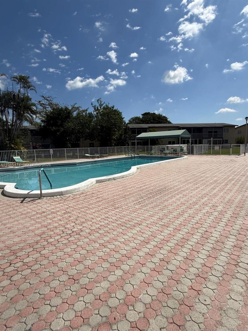 7605 W Atlantic Blvd , Unit 207, Margate, FL 33063 Photo