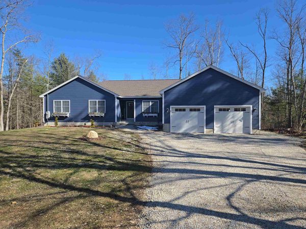 52 Mt. Delight Road, Unit 52, Deerfield, NH 03037