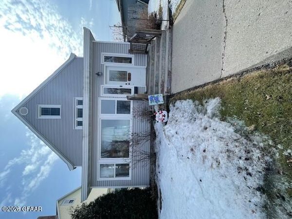 310 7TH Street NE, Devils Lake, ND 58301