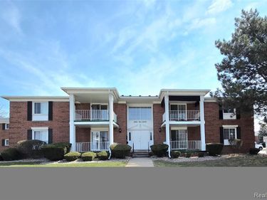 1891 Baldwin Drive, Trenton, MI 48183