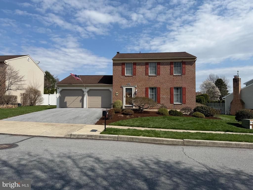 211 JOHN GLENN AVENUE , READING, PA 19607