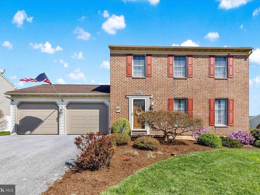 211 John Glenn Avenue, Reading, PA 19607 Main Photo