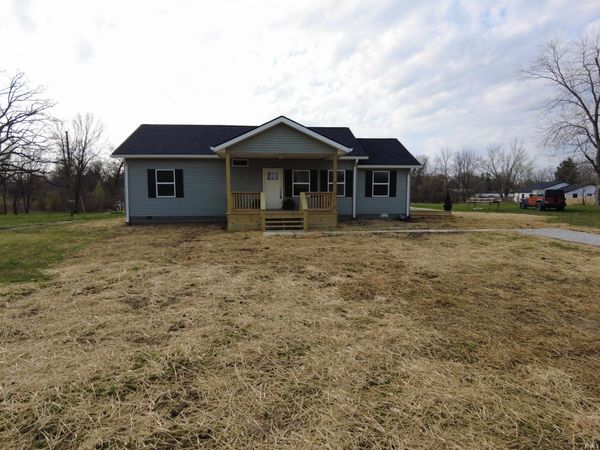 444 S 4TH Street, Mitchell, IN 47446