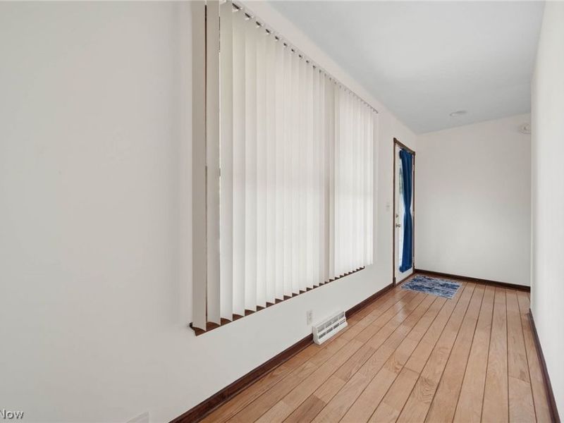 5271 Dolores Street SW, Canton, OH 44706 Photo 20