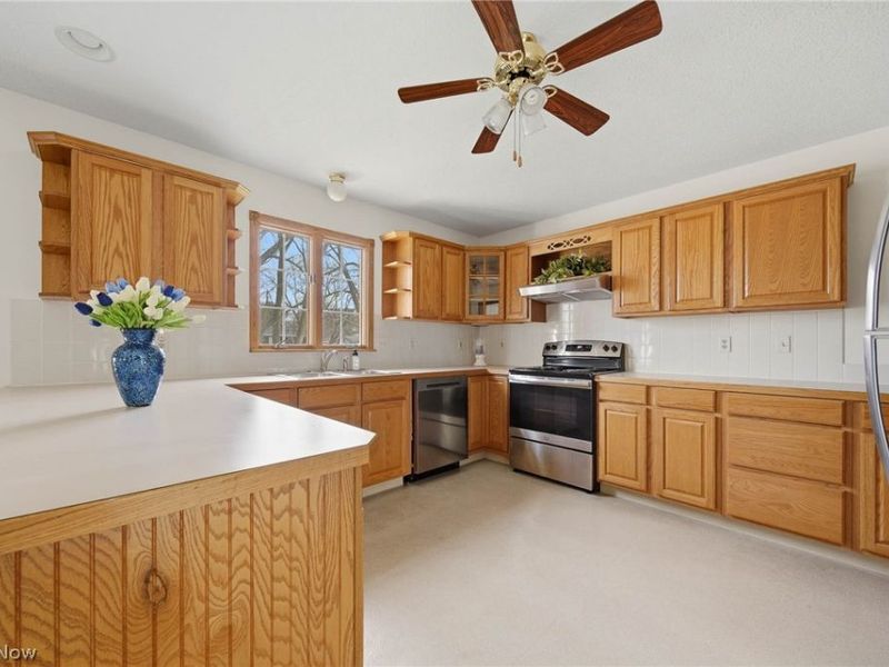 5271 Dolores Street SW, Canton, OH 44706 Photo 29