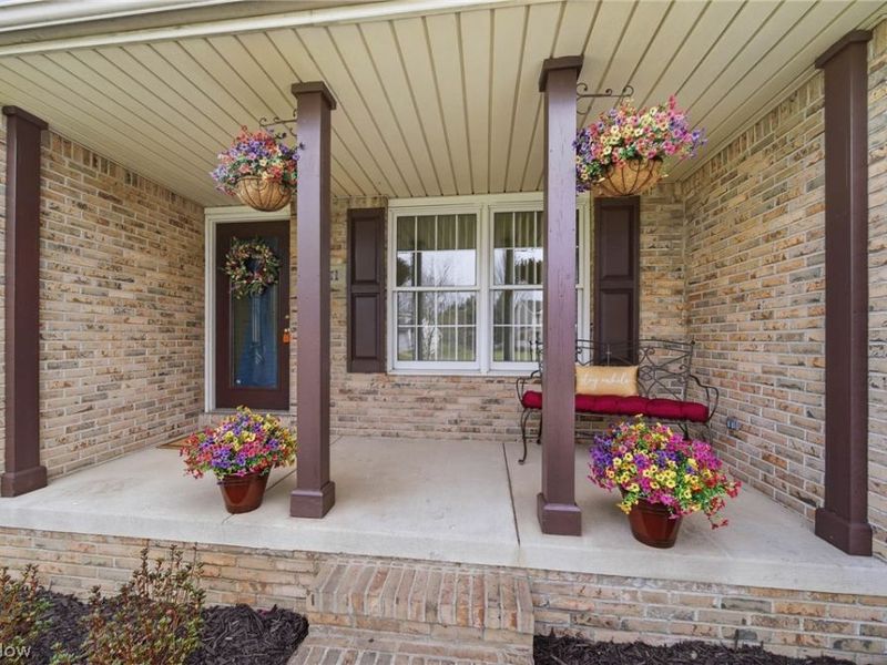 5271 Dolores Street SW, Canton, OH 44706 Photo 3