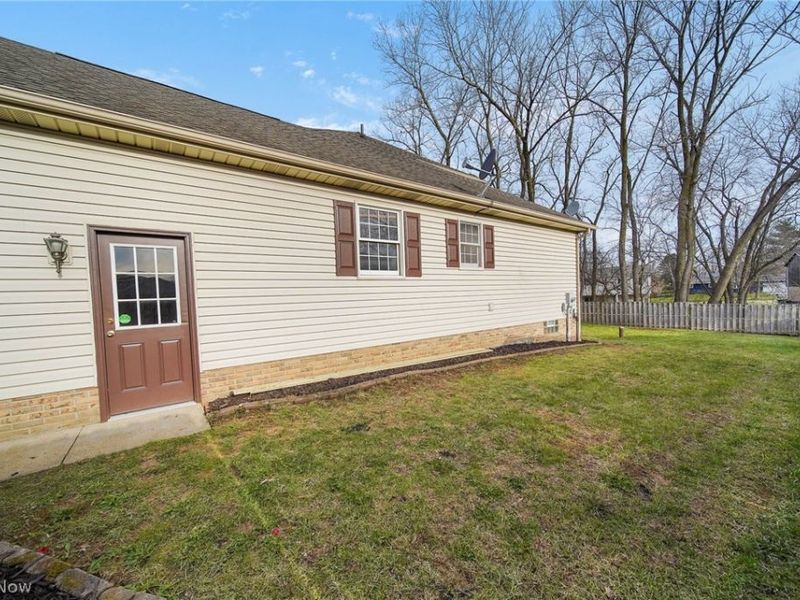 5271 Dolores Street SW, Canton, OH 44706 Photo 6