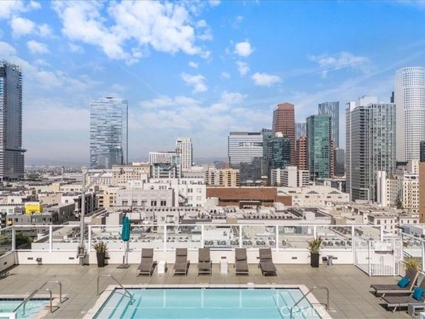 939 S Broadway, Unit 203, Los Angeles, CA 90015