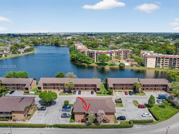 10002 Winding Lake Rd , Unit 204, Sunrise, FL 33351