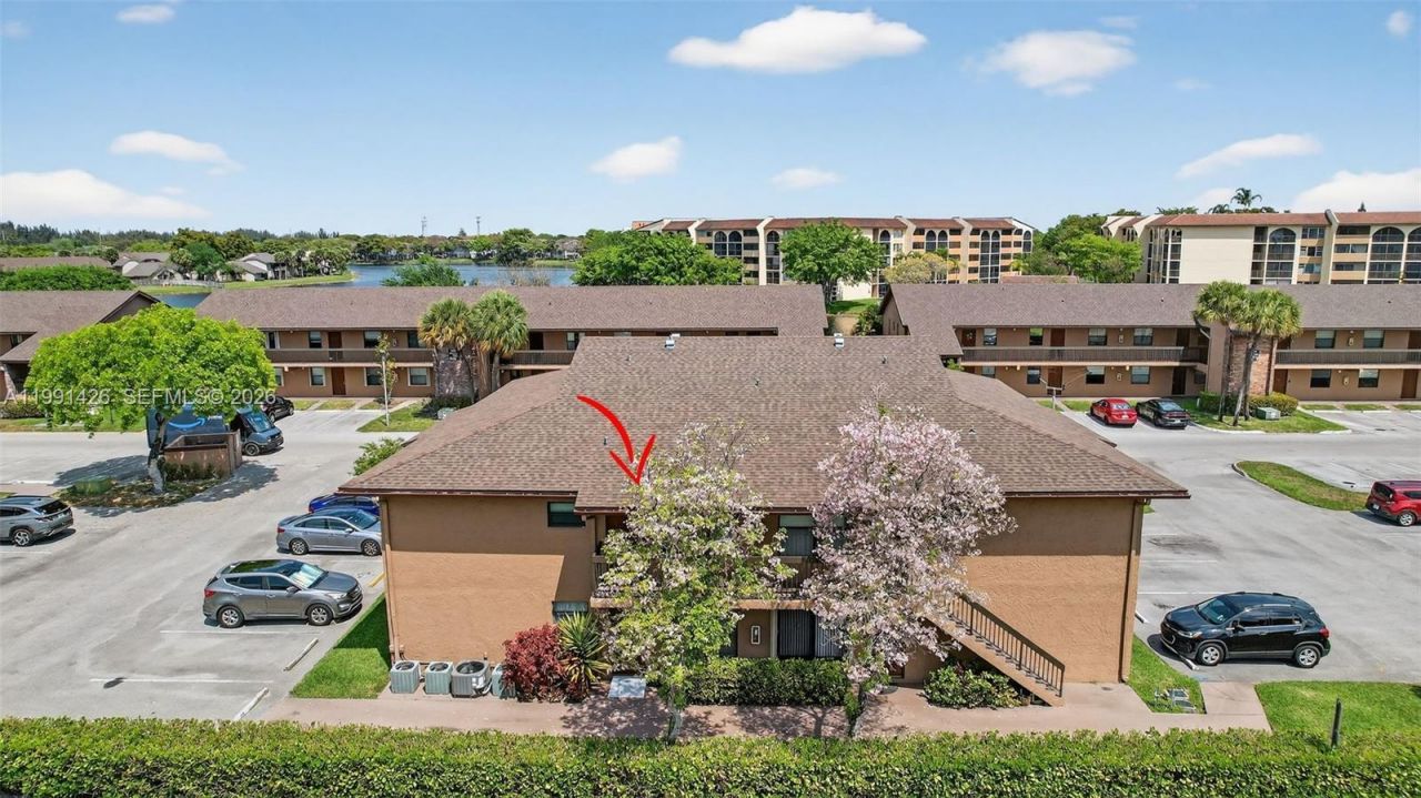 10002 Winding Lake Rd, Unit 204, Sunrise, FL 33351 Photo