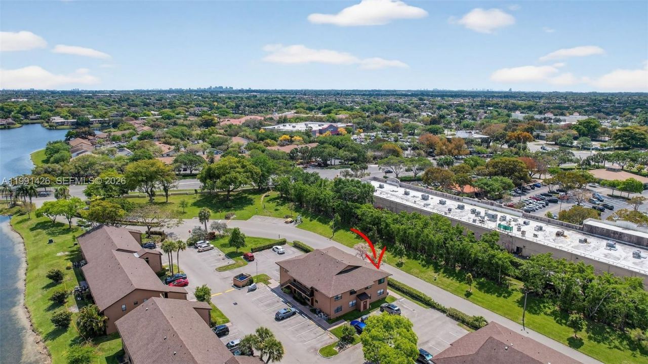 10002 Winding Lake Rd, Unit 204, Sunrise, FL 33351 Photo