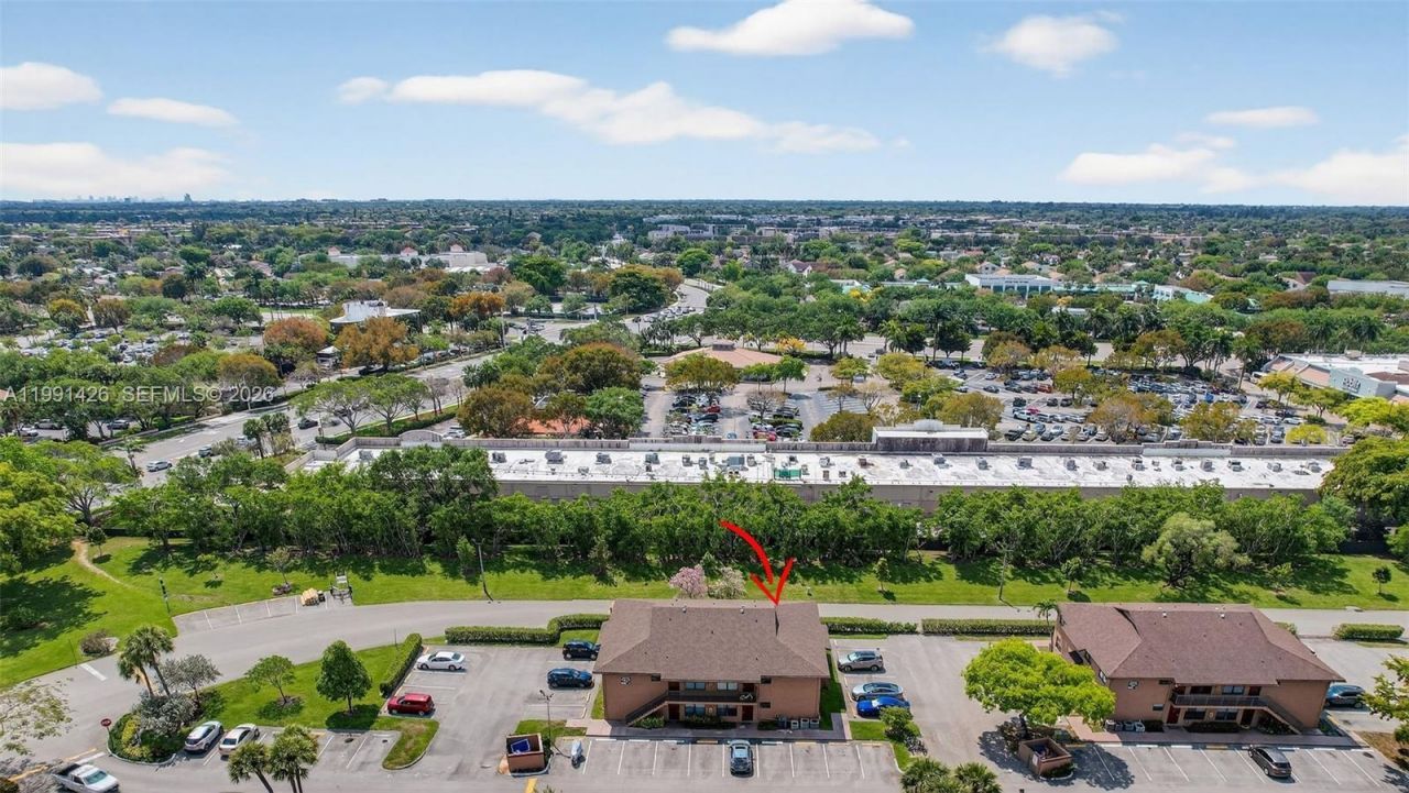 10002 Winding Lake Rd, Unit 204, Sunrise, FL 33351 Photo