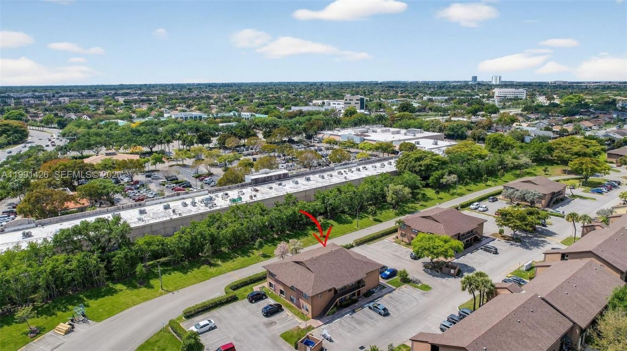 10002 Winding Lake Rd, Unit 204, Sunrise, FL 33351 Photo