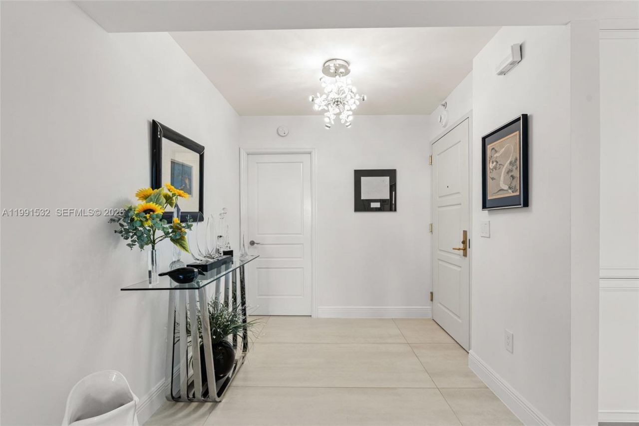 9801 Collins Ave , Unit 5R, Bal Harbour, FL 33154 Photo