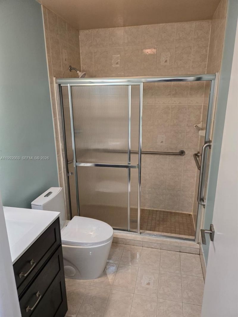 302 Lakeview Dr, Unit E, Royal Palm Beach, FL 33411 Photo