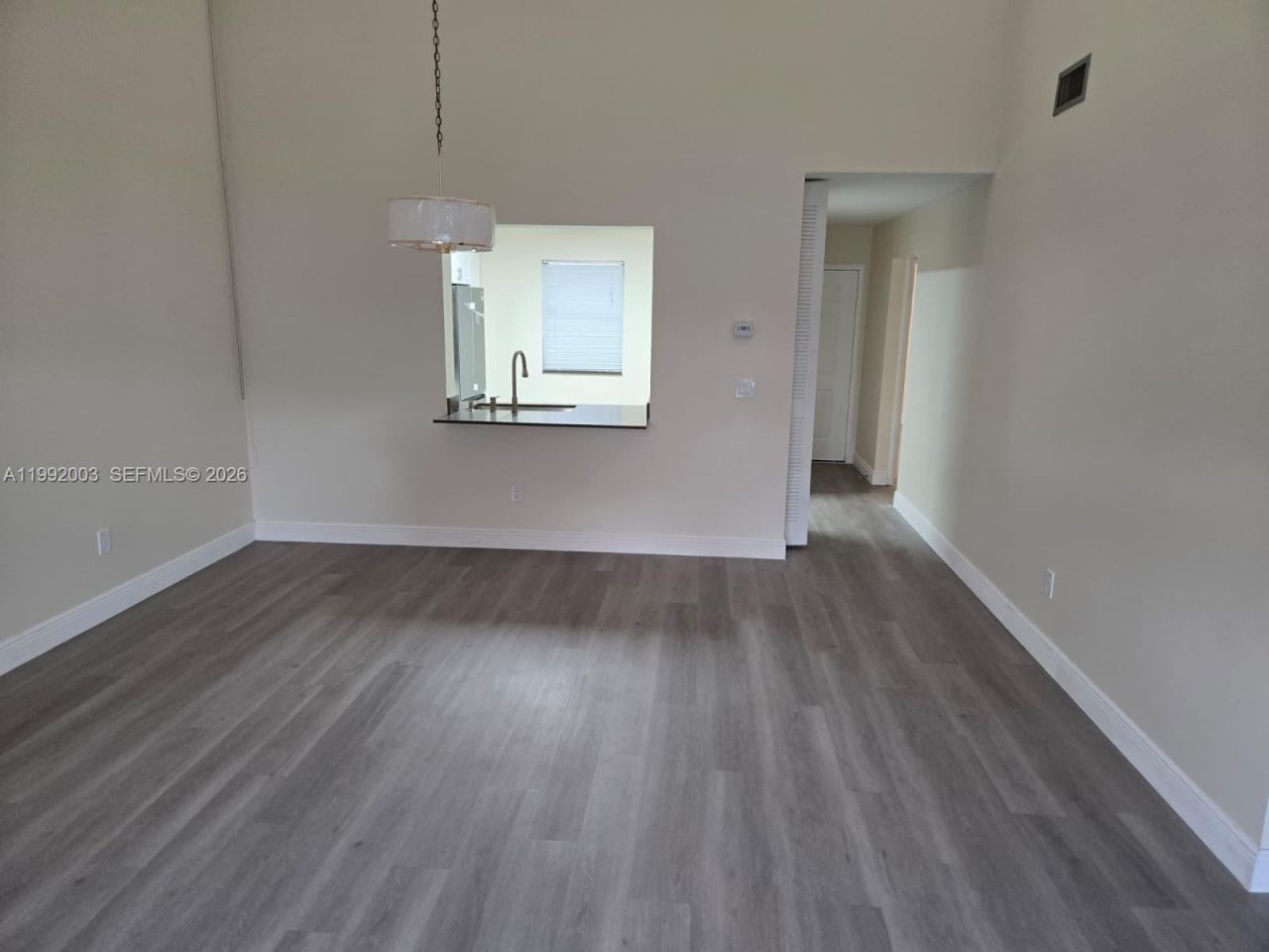 302 Lakeview Dr, Unit E, Royal Palm Beach, FL 33411 Photo