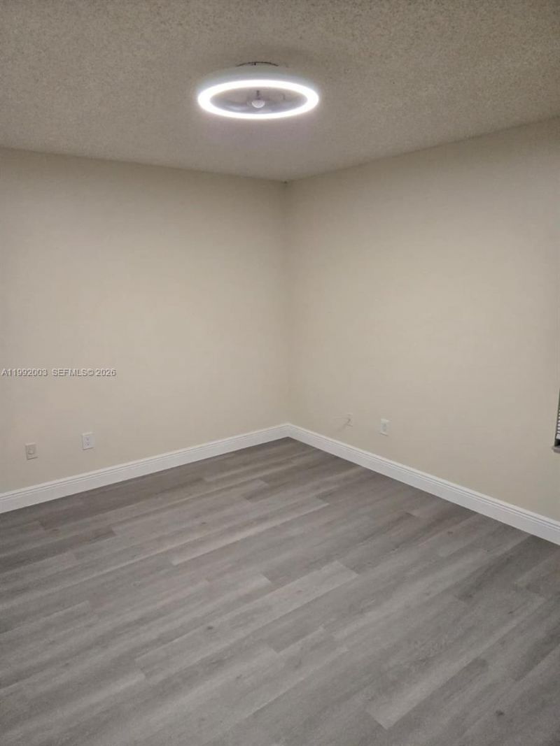 302 Lakeview Dr, Unit E, Royal Palm Beach, FL 33411 Photo