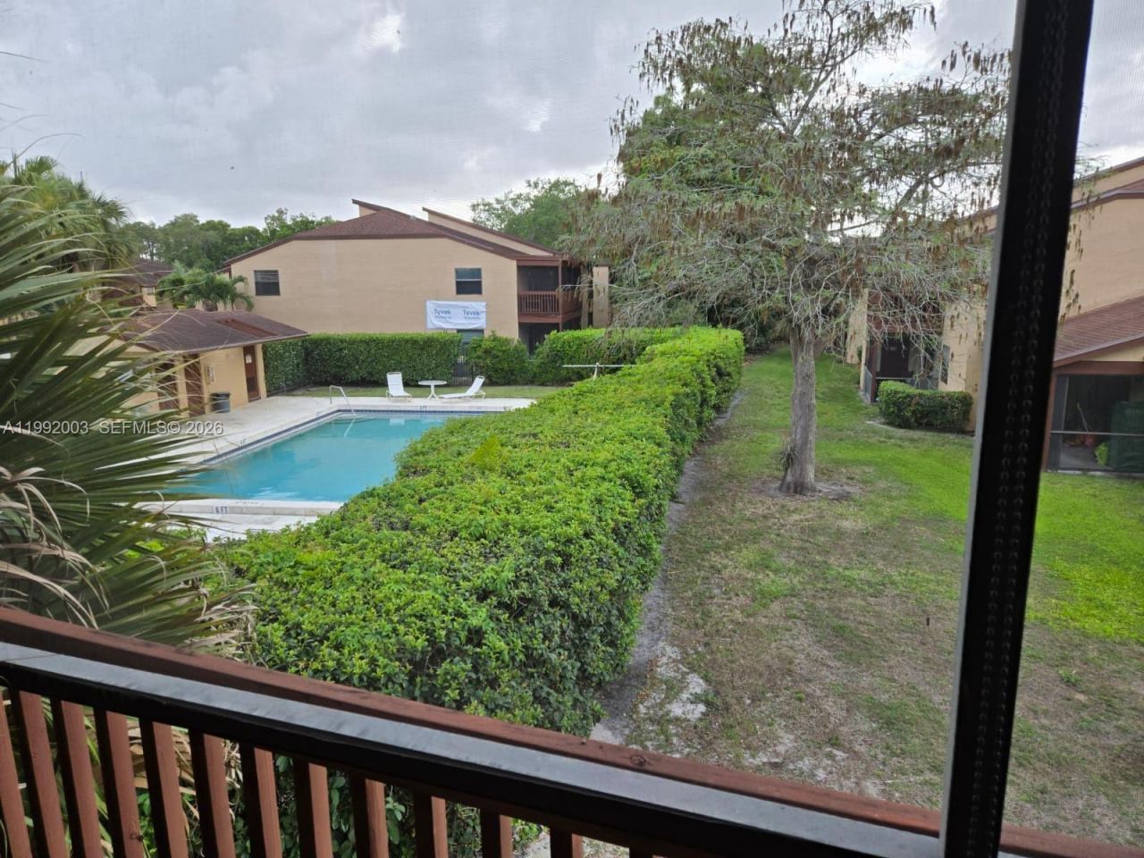 302 Lakeview Dr, Unit E, Royal Palm Beach, FL 33411 Photo