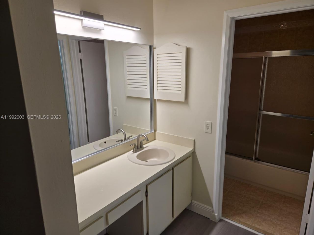 302 Lakeview Dr, Unit E, Royal Palm Beach, FL 33411 Photo