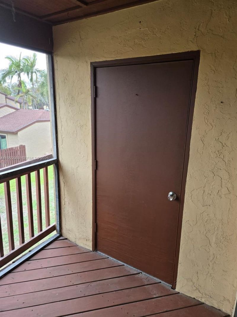 302 Lakeview Dr, Unit E, Royal Palm Beach, FL 33411 Photo