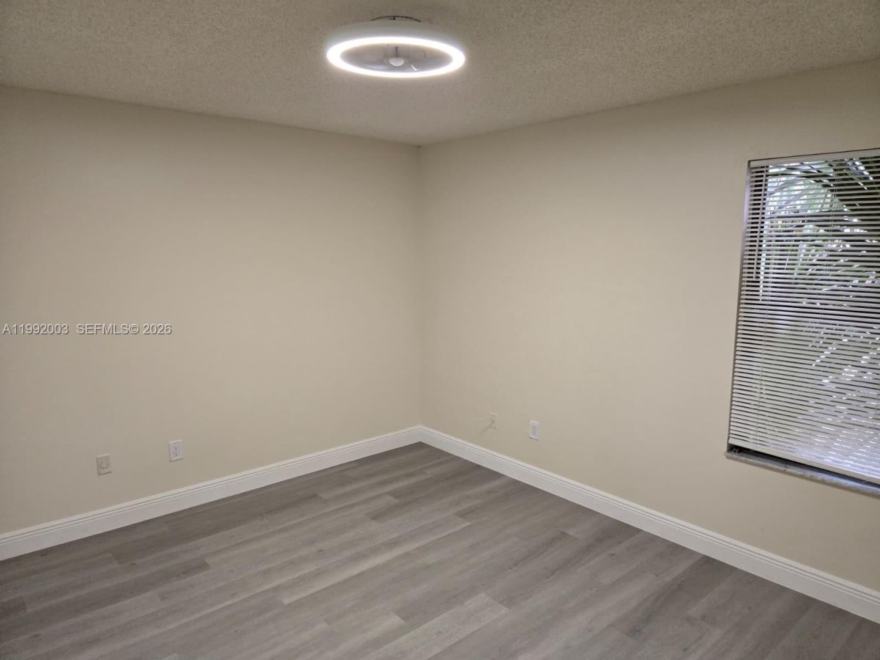 302 Lakeview Dr, Unit E, Royal Palm Beach, FL 33411 Photo