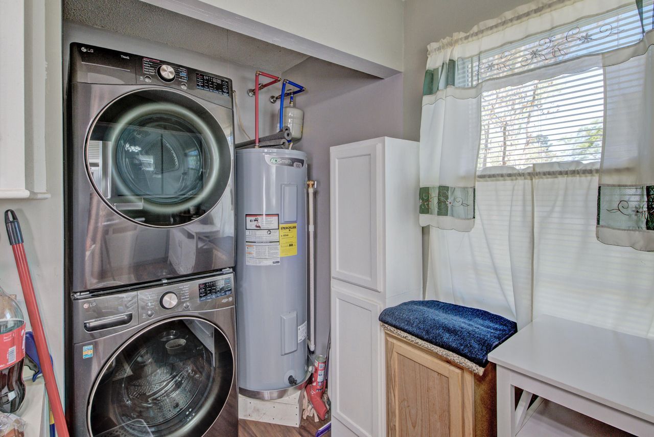 102 Nancy Lane Photo 35