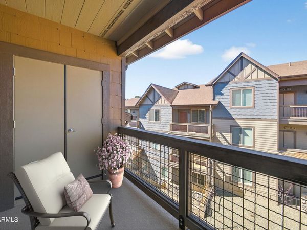 1650 E PONDEROSA Parkway, Unit 327, Flagstaff, AZ 86001