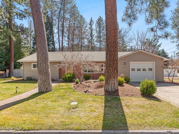 102 E Theresa DR, Coeur d'Alene, ID 83814