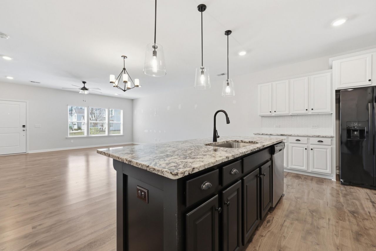 276 Godwit Drive Photo 6