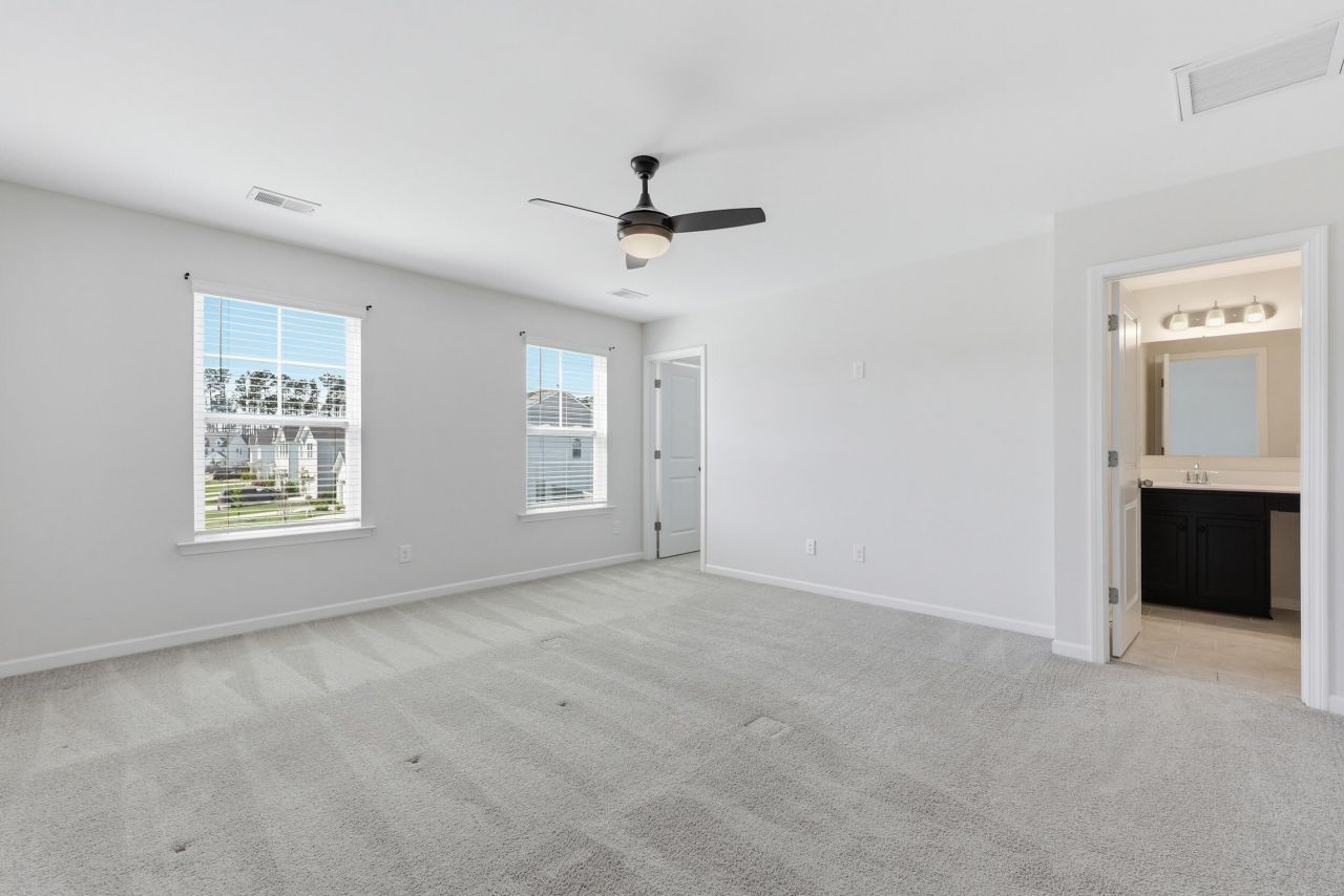 276 Godwit Drive Photo 9