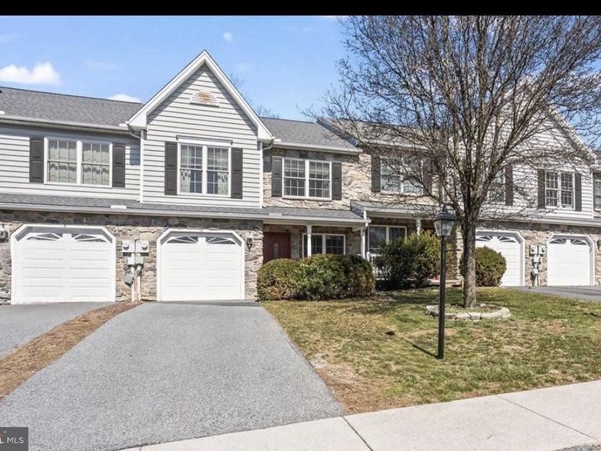 10 Lenox Court, Mechanicsburg, PA 17050 Main Photo