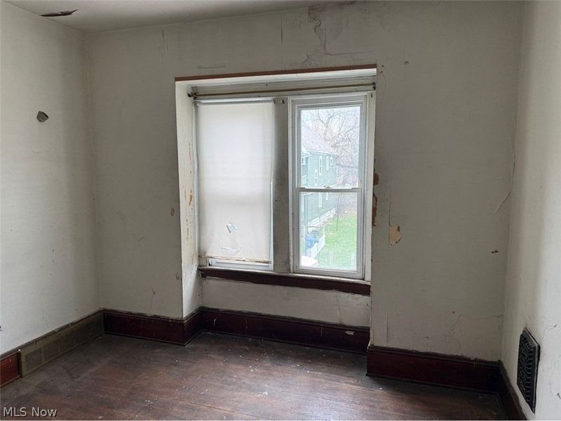 1623 Elsinore Avenue, East Cleveland, OH 44112 Photo 17