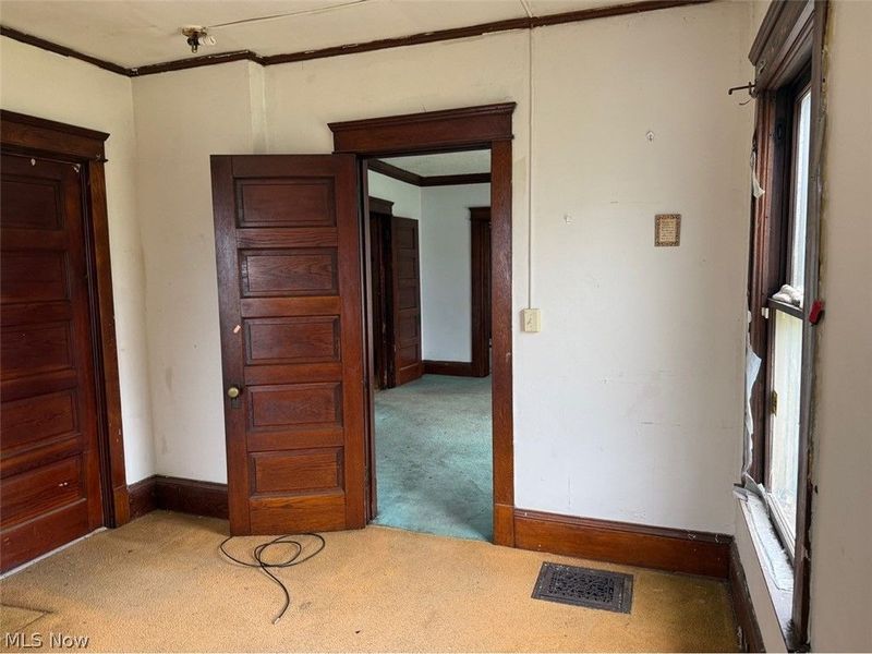 1623 Elsinore Avenue, East Cleveland, OH 44112 Photo 9