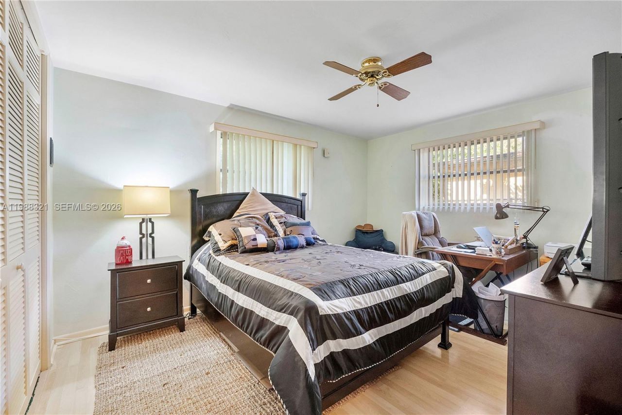 2303 Polk St , Unit 108, Hollywood, FL 33020 Photo