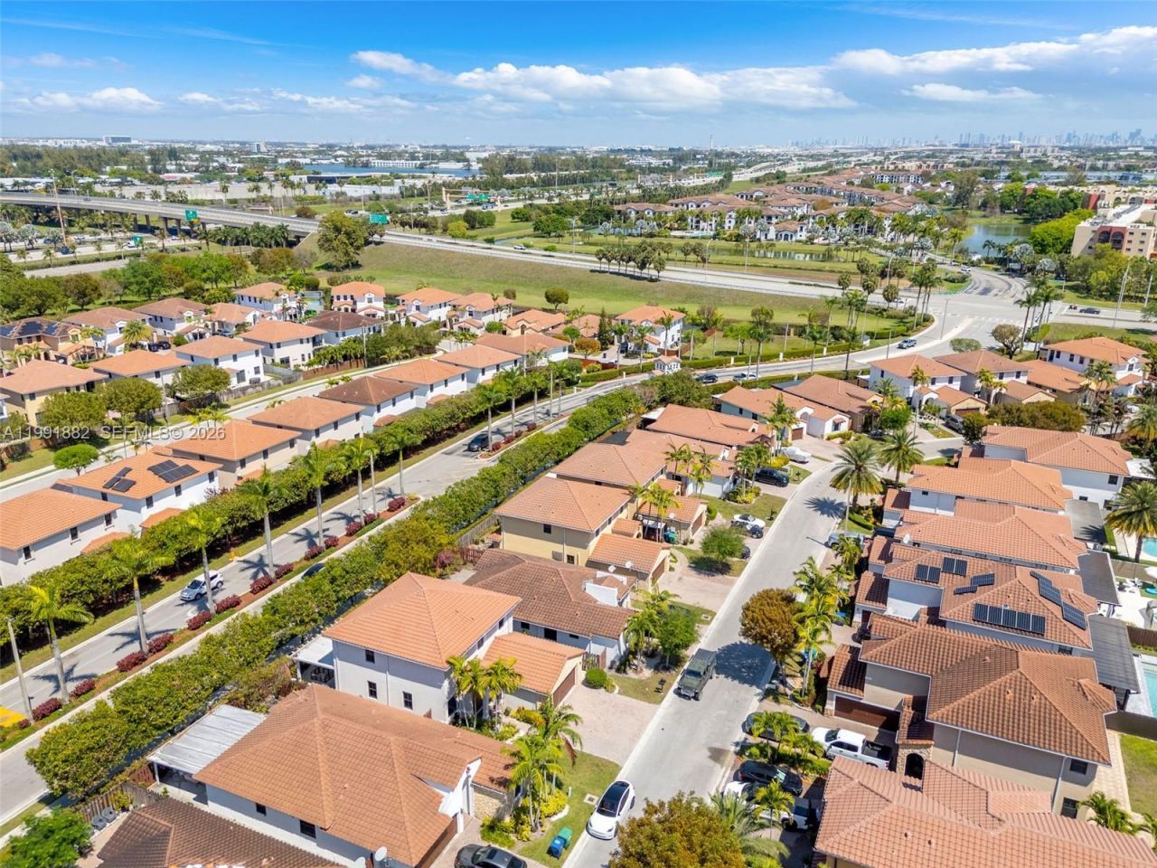 9761 NW 9th St, Miami, FL 33172 Photo