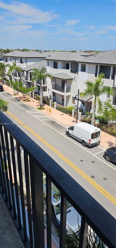 8301 NW 41st St , Unit B-409, Doral, FL 33166 Photo