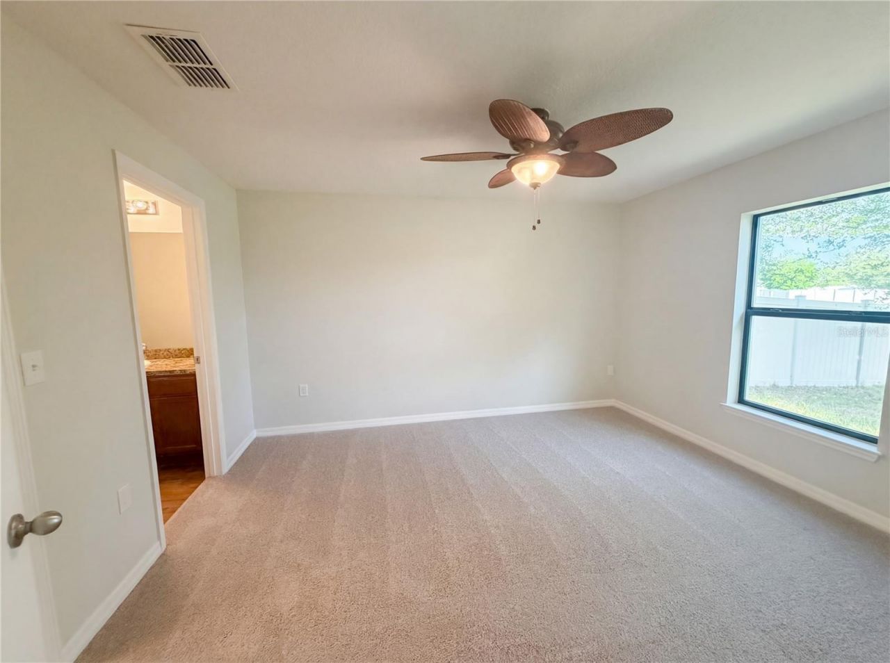 2359 Bexley Drive , Tavares, FL 32778 Photo