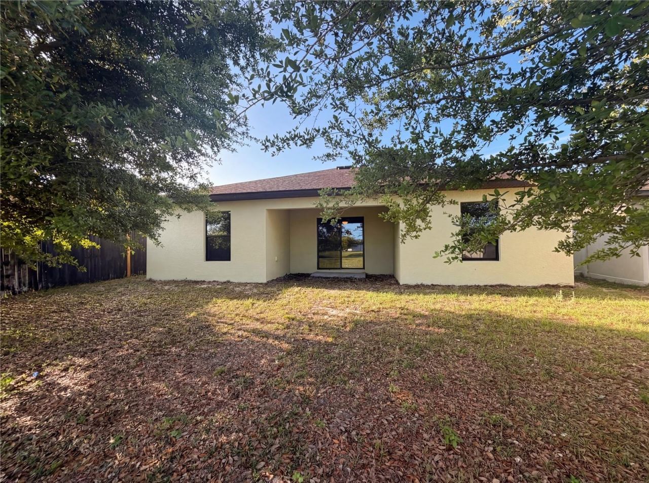 2359 Bexley Drive , Tavares, FL 32778 Photo