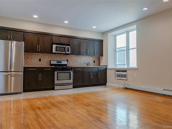 25 W Broadway , Unit 506, Long Beach, NY 11561