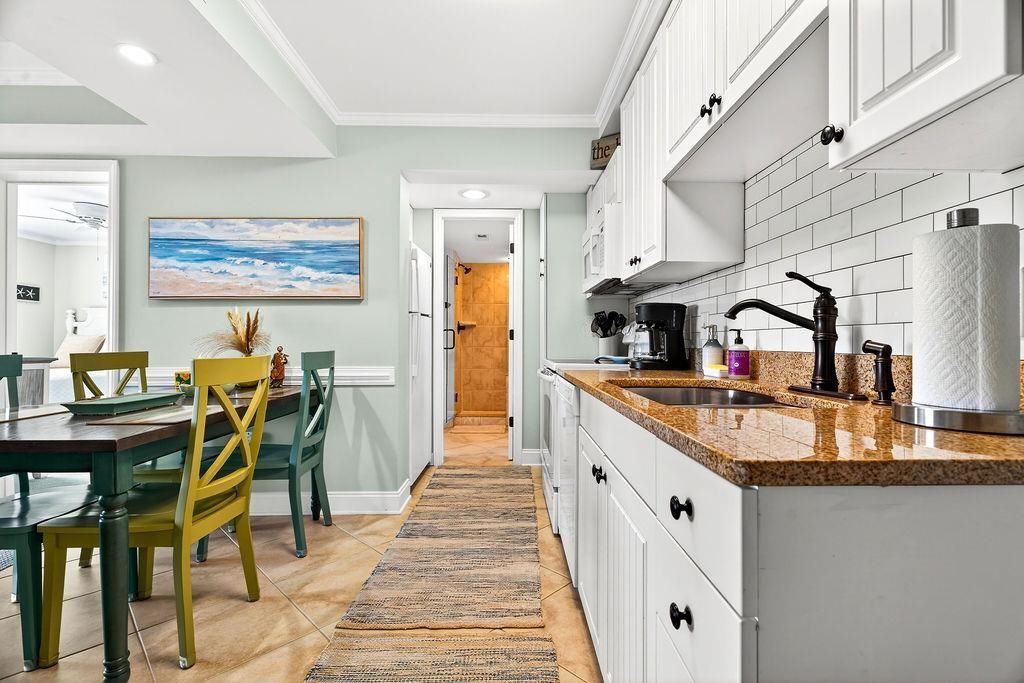 14290 Ocean Highway Photo 4