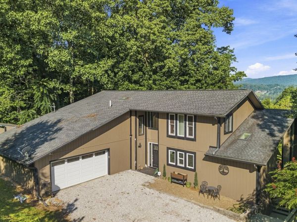 770 Mount Paran Rd, Jacksboro, TN 37757