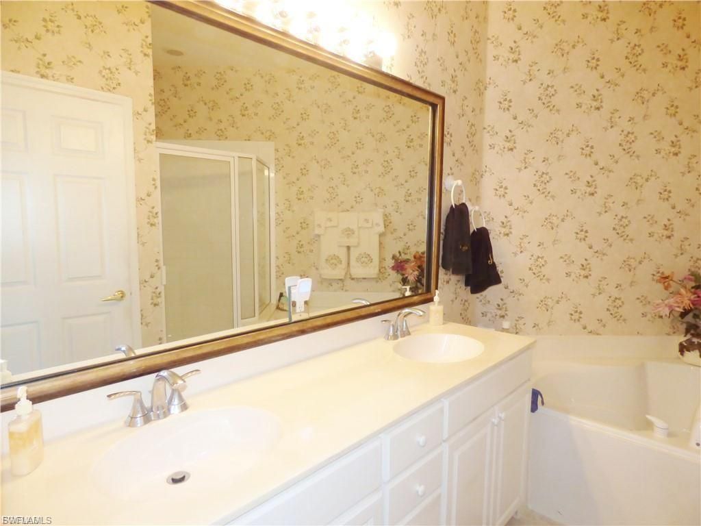 10018 Sky View Way , Unit 804, Fort Myers, FL 33913 Photo