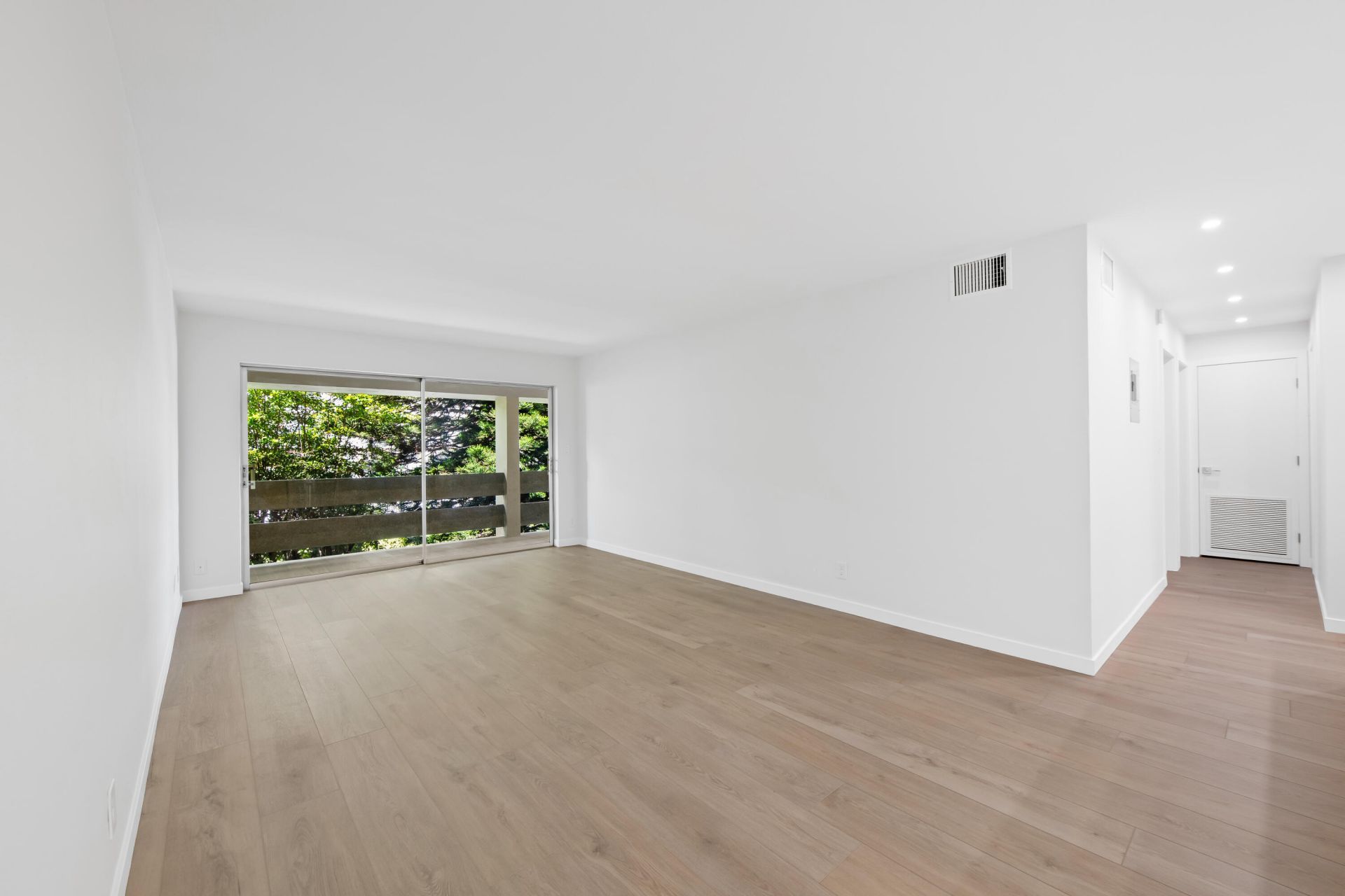 1700 SE 15th Street, Unit 306, Fort Lauderdale, FL 33316 Photo