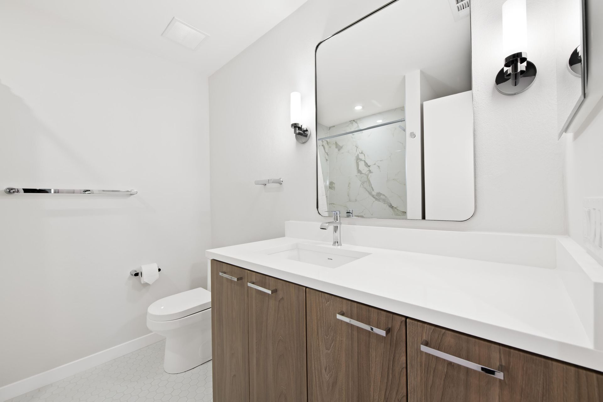 1700 SE 15th Street, Unit 306, Fort Lauderdale, FL 33316 Photo